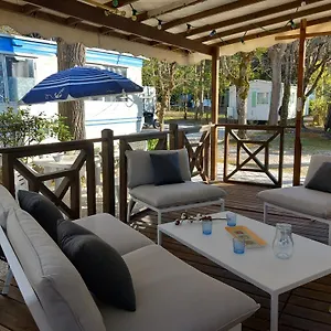  Camping Mobilhome Les Volets Bleus France